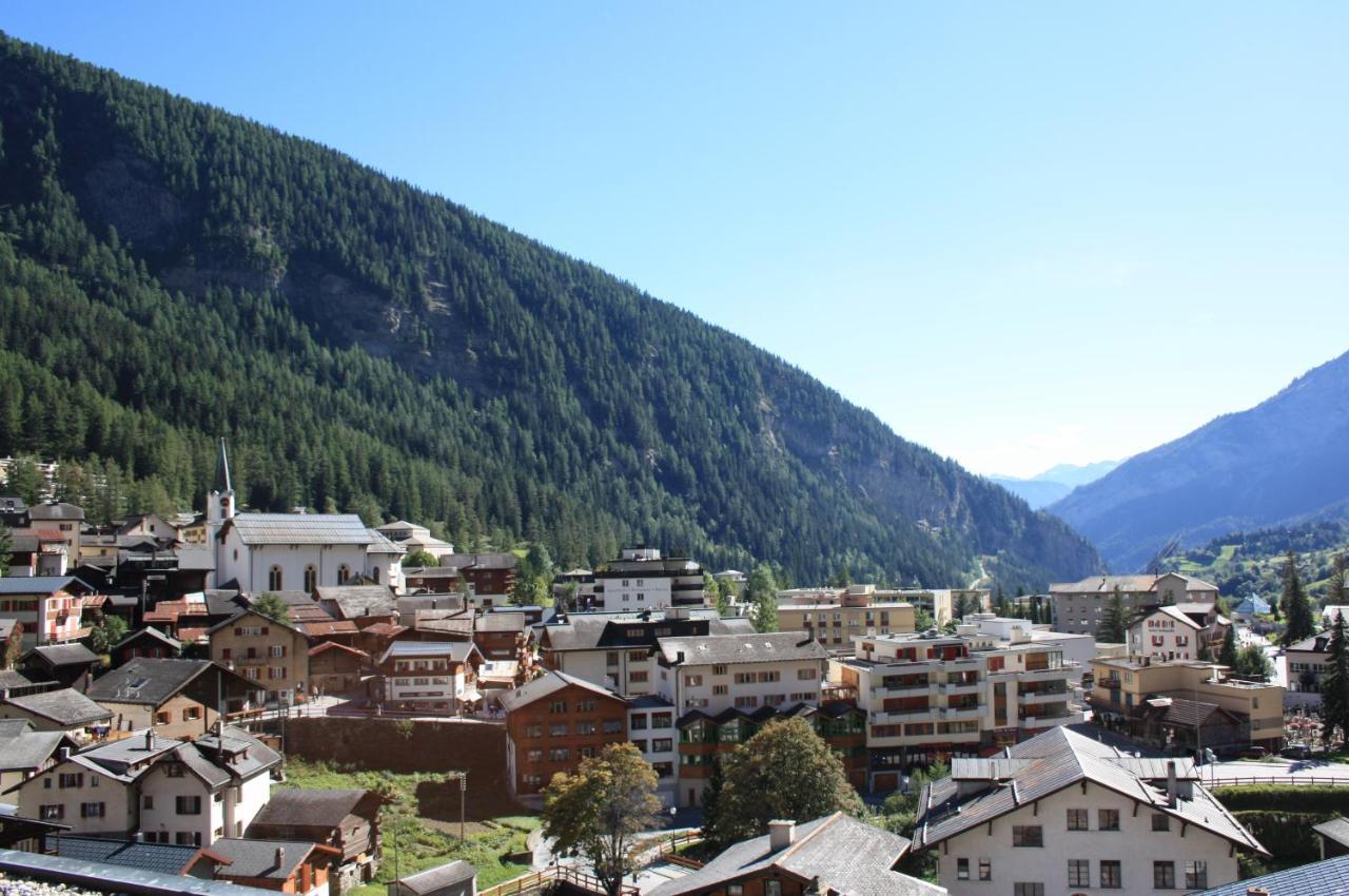 Hotel Paradis-leukerbad-therme Leukerbad